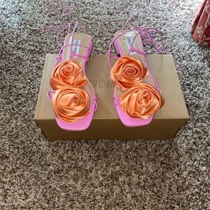 Steve Madden Rose detail, strap up sandals
